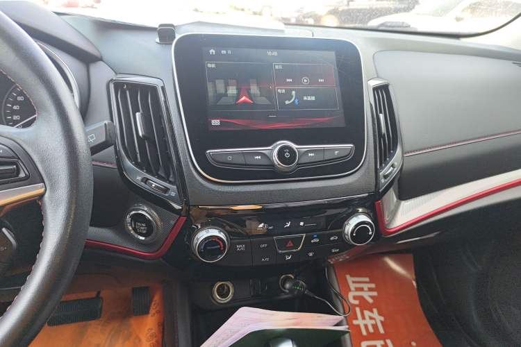 Used CHANGAN CS55 2018 1.5T Automatic Xuan Dong Model China V Standard Audio And AC Panel