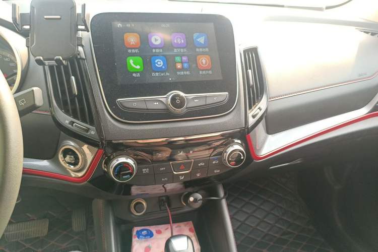 Used CHANGAN CS55 2018 1.5T Automatic Colorful Edition China V Standard Audio And AC Panel