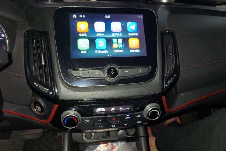 Used CHANGAN CS55 2018 1.5T Automatic Colorful Edition China V Standard Audio And AC Panel
