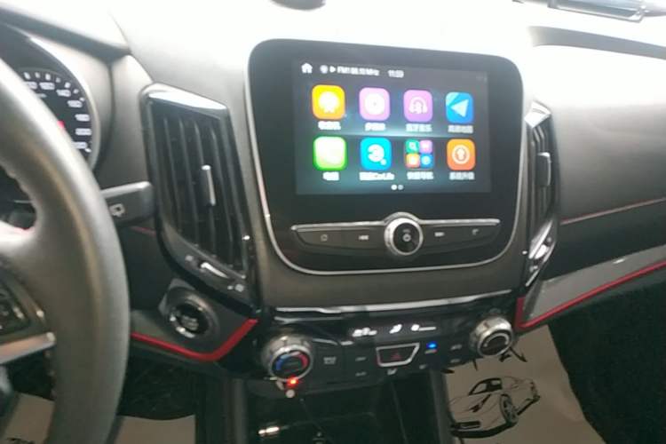 Used CHANGAN CS55 2018 1.5T Automatic Colorful Edition China V Standard Audio And AC Panel