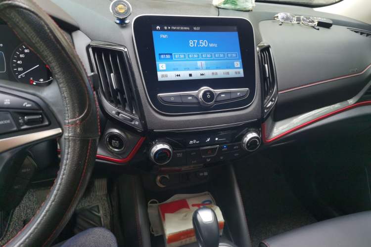 Used CHANGAN CS55 2018 1.5T Automatic Xuan Dong Model China V Standard Audio And AC Panel