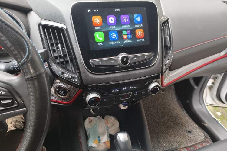 Used CHANGAN CS55 2018 1.5T Automatic Colorful Edition China V Standard Audio And AC Panel
