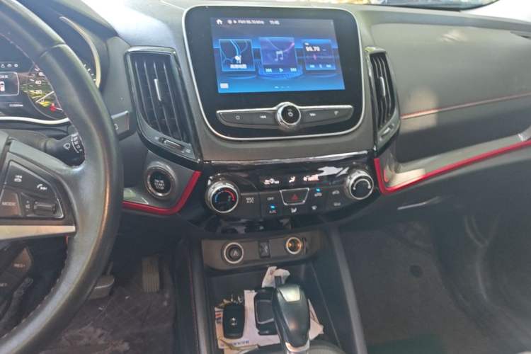 Used CHANGAN CS55 2018 1.5T Automatic Colorful Edition China V Standard Audio And AC Panel