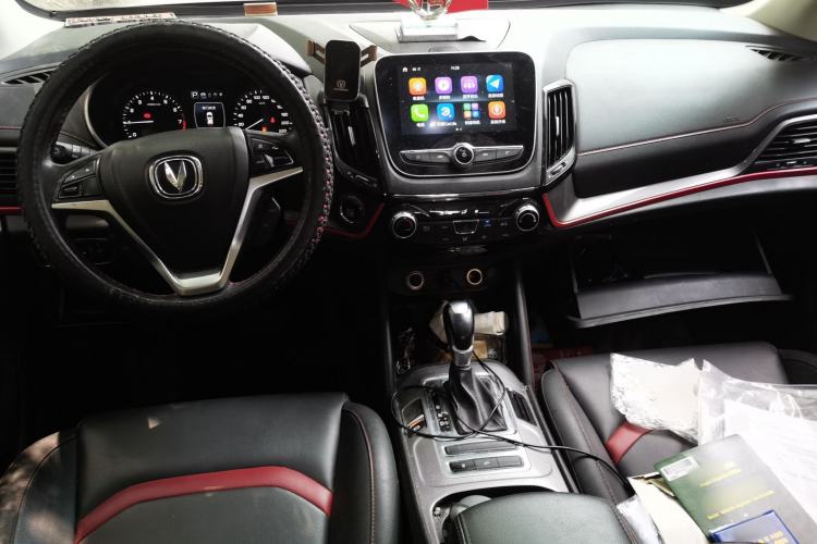 Used CHANGAN CS55 2018 1.5T Automatic Xuan Dong Model China V Standard Center Console
