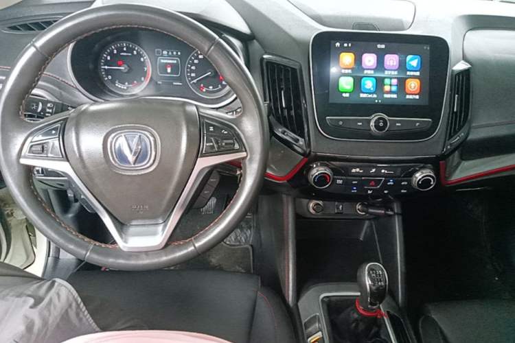 Used CHANGAN CS55 2018 1.5T Manual Colorful Model China V Standard Center Console