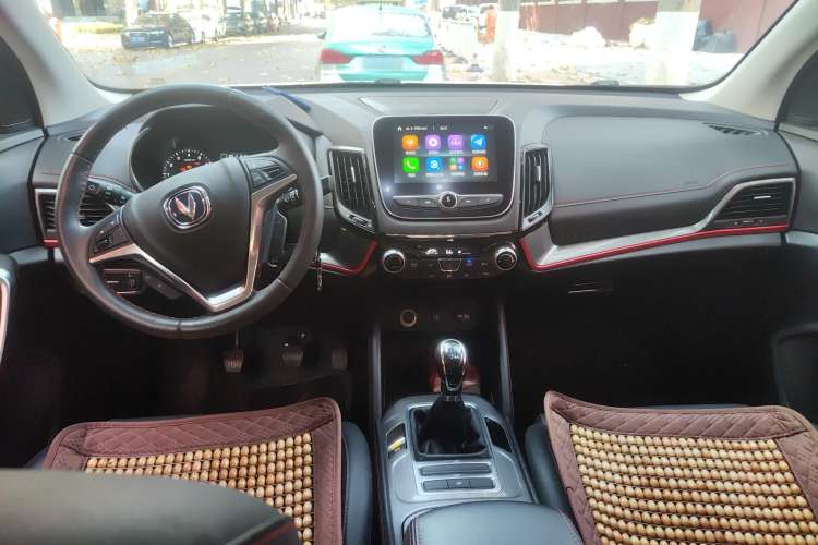 Used CHANGAN CS55 2018 1.5T Manual Colorful Model China V Standard Center Console