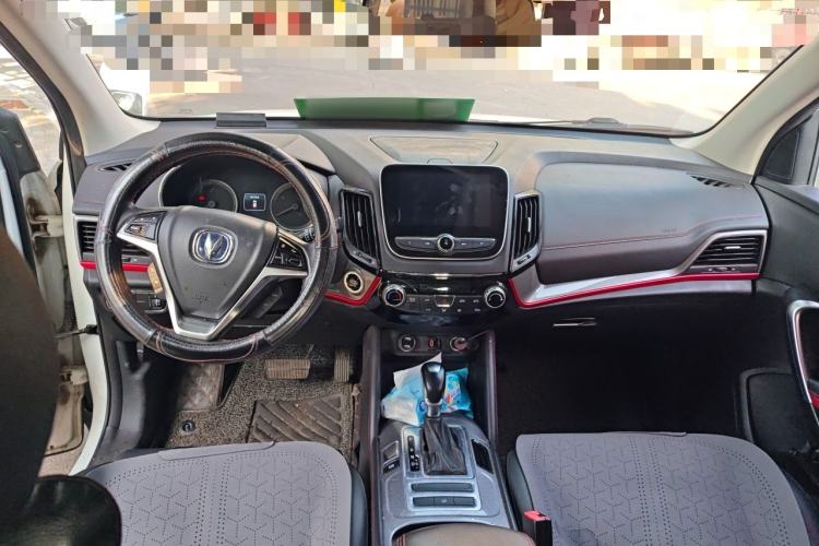 Used CHANGAN CS55 2018 1.5T Automatic Colorful Edition China V Standard Center Console