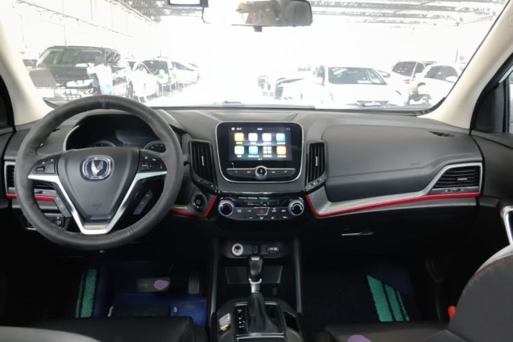 Used CHANGAN CS55 2018 1.5T Automatic Xuan Dong Model China V Standard Center Console