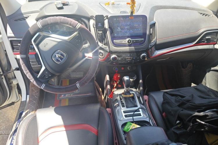 Used CHANGAN CS55 2018 1.5T Automatic Xuan Dong Model China V Standard Center Console