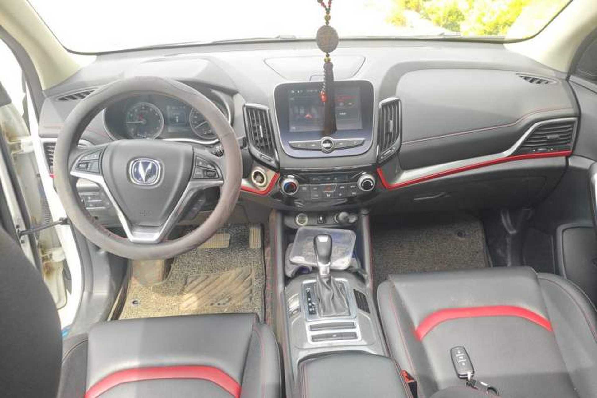 Used CHANGAN CS55 2018 1.5T Automatic Colorful Edition China V Standard Center Console