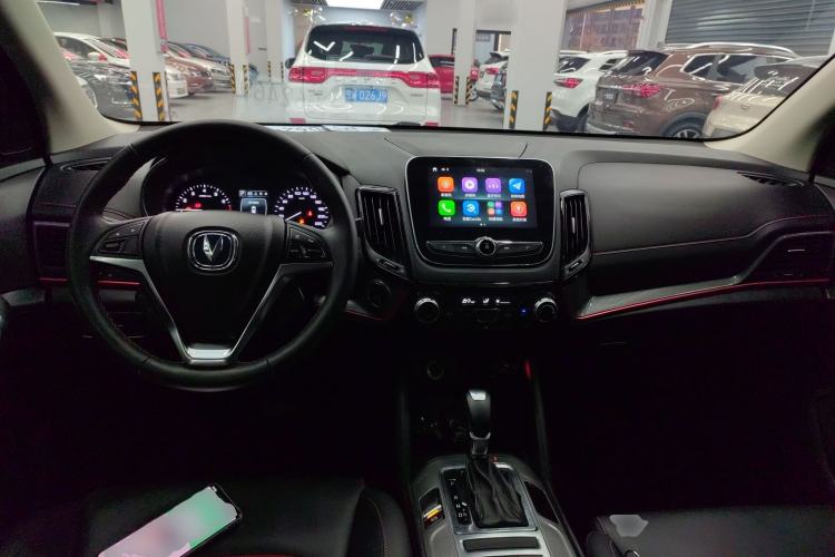 Used CHANGAN CS55 2018 1.5T Automatic Colorful Edition China V Standard Center Console