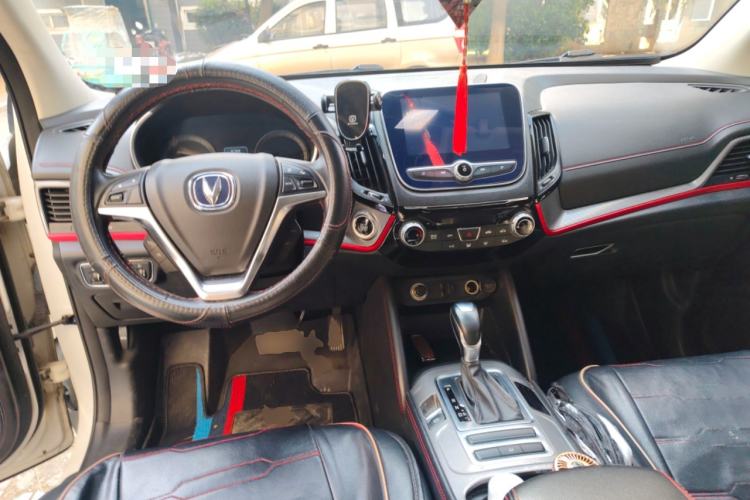 Used CHANGAN CS55 2018 1.5T Automatic Colorful Edition China V Standard Center Console