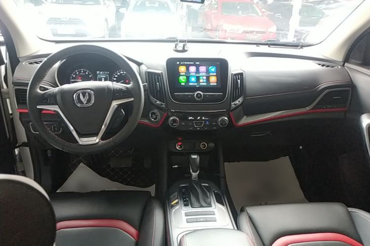 Used CHANGAN CS55 2018 1.5T Automatic Colorful Edition China V Standard Center Console