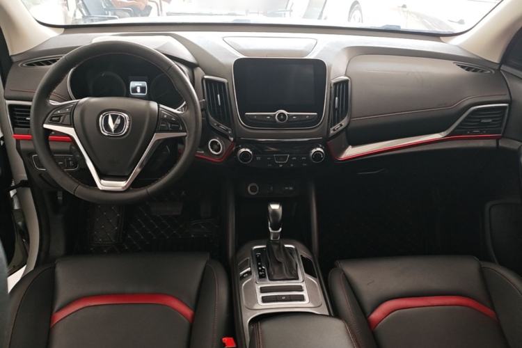 Used CHANGAN CS55 2018 1.5T Automatic Colorful Edition China V Standard Center Console