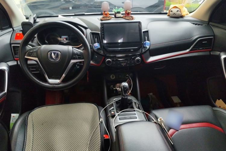 Used CHANGAN CS55 2018 1.5T Manual Colorful Model China V Standard Center Console