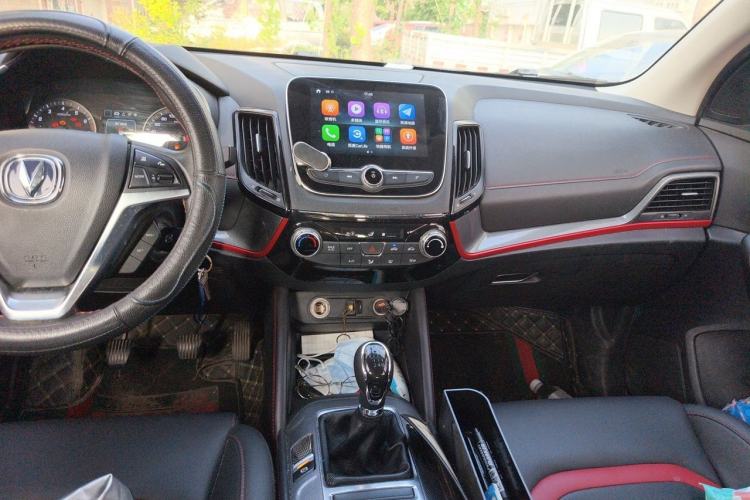 Used CHANGAN CS55 2018 1.5T Manual Colorful Model China V Standard Center Console