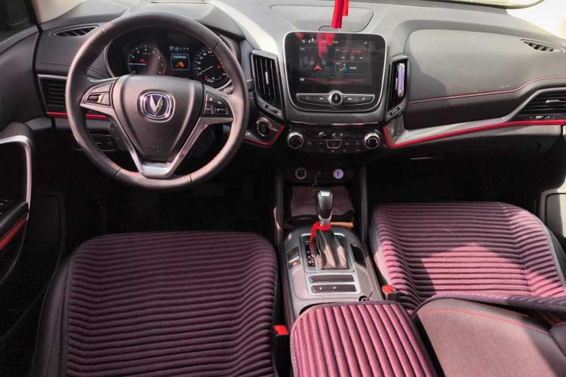 Used CHANGAN CS55 2018 1.5T Automatic Xuan Dong Model China V Standard Center Console