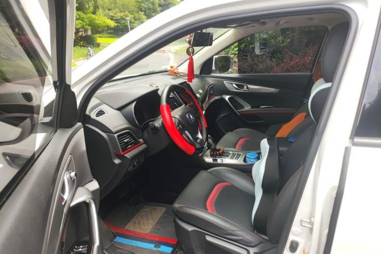 Used CHANGAN CS55 2018 1.5T Automatic Colorful Edition China V Standard Driver Seat