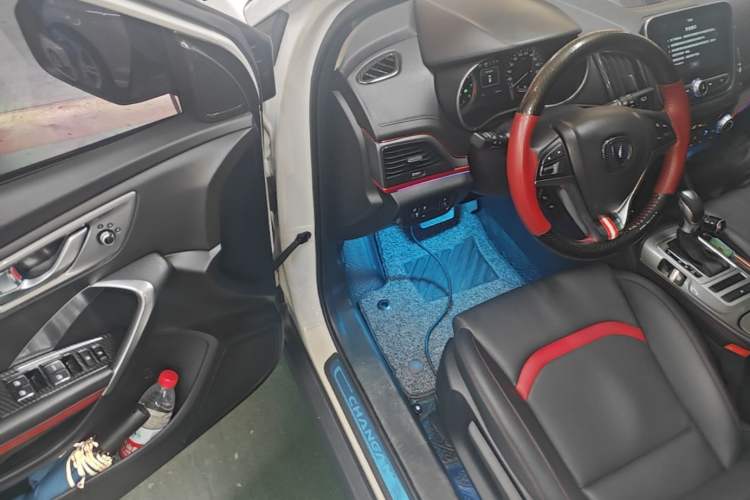 Used CHANGAN CS55 2018 1.5T Automatic Colorful Edition China V Standard Driver Seat