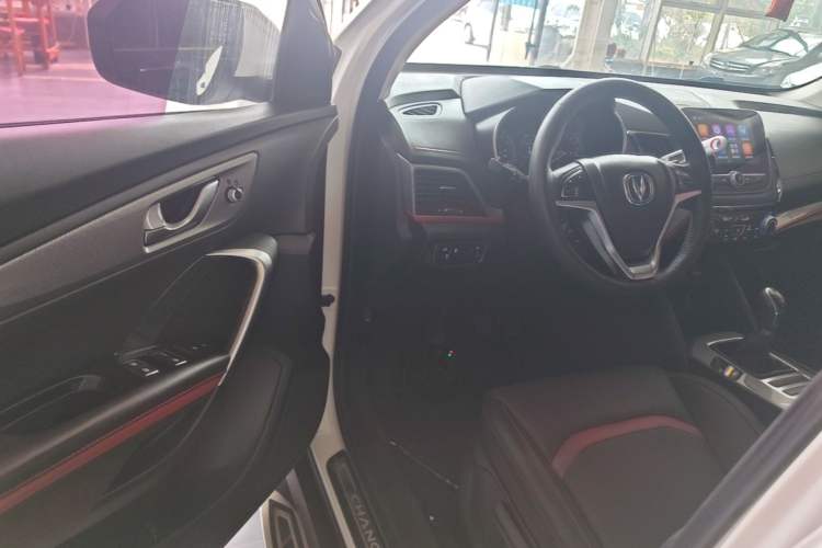 Used CHANGAN CS55 2018 1.5T Manual Colorful Model China V Standard Driver Seat