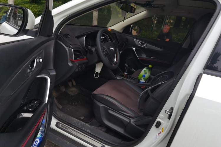 Used CHANGAN CS55 2018 1.5T Manual Xuan Dong Model China V Standard Driver Seat