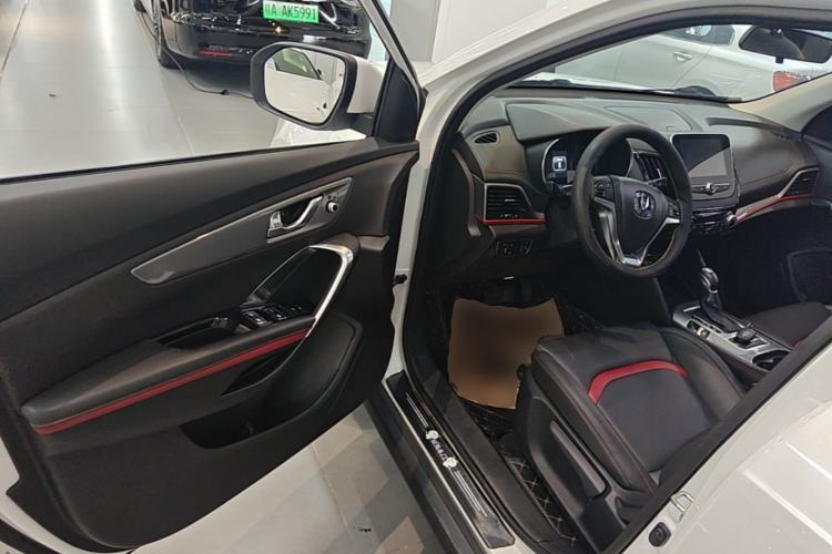 Used CHANGAN CS55 2018 1.5T Automatic Colorful Edition China V Standard Driver Seat
