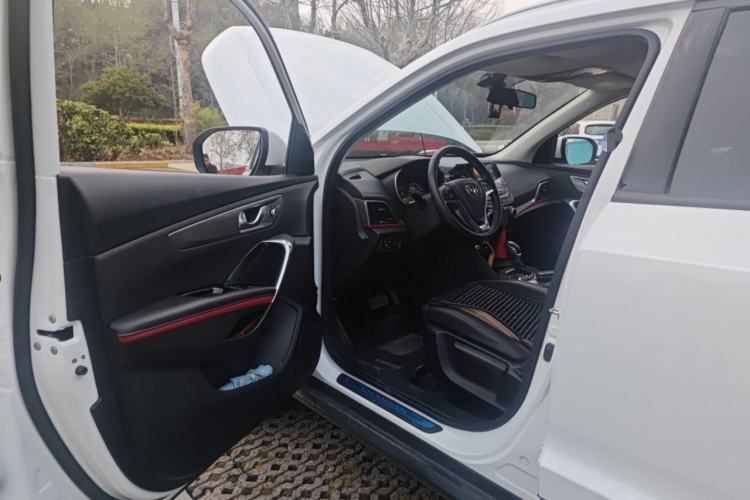 Used CHANGAN CS55 2018 1.5T Automatic Xuan Dong Model China V Standard Driver Seat