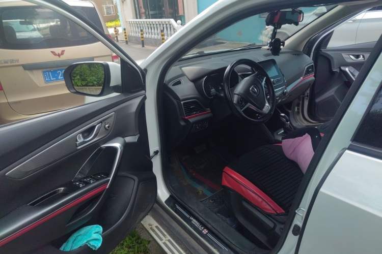 Used CHANGAN CS55 2018 1.5T Automatic Xuan Dong Model China V Standard Driver Seat