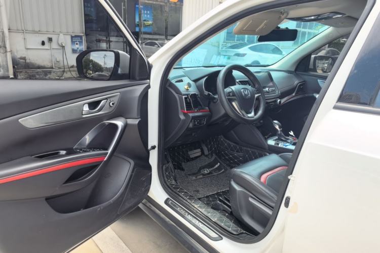 Used CHANGAN CS55 2018 1.5T Automatic Xuan Dong Model China V Standard Driver Seat