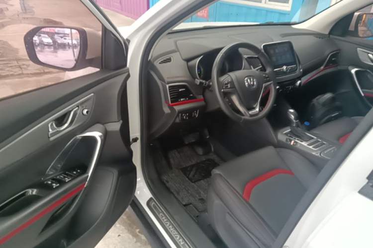 Used CHANGAN CS55 2018 1.5T Automatic Colorful Edition China V Standard Driver Seat