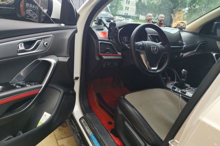 Used CHANGAN CS55 2018 1.5T Manual Colorful Model China V Standard Driver Seat