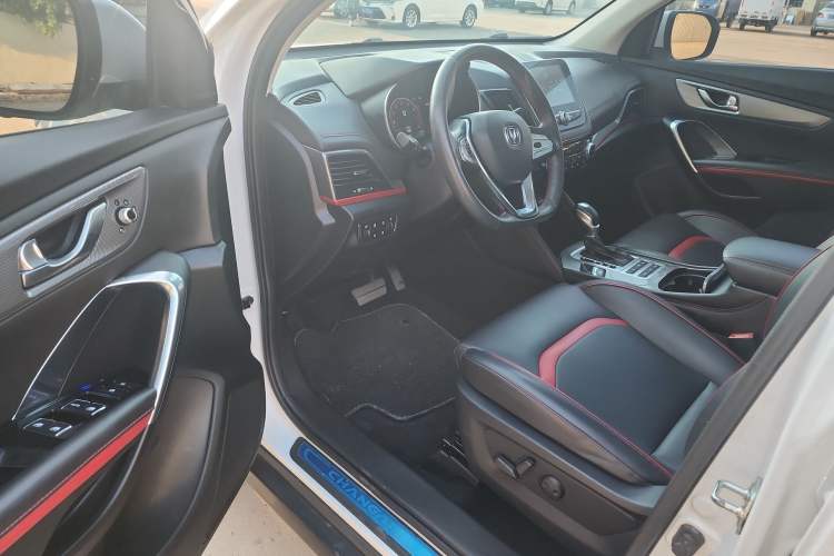 Used CHANGAN CS55 2018 1.5T Automatic Xuanzhi Model China V Standard Driver Seat