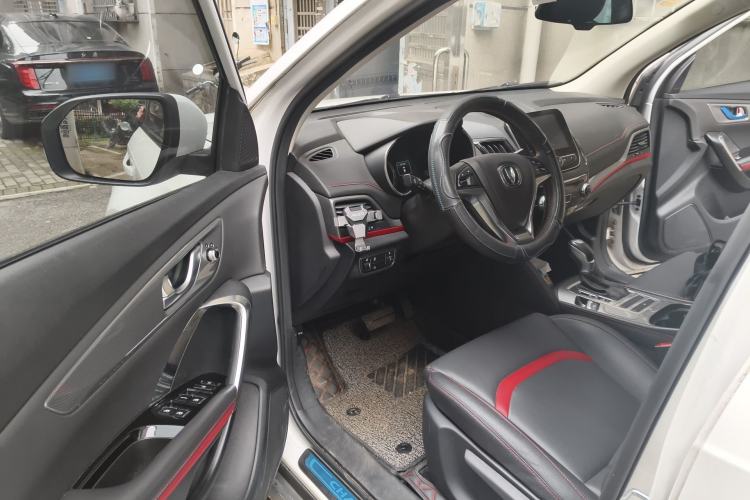 Used CHANGAN CS55 2018 1.5T Automatic Colorful Edition China V Standard Driver Seat