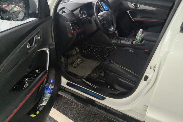 Used CHANGAN CS55 2018 1.5T Automatic Colorful Edition China V Standard Driver Seat