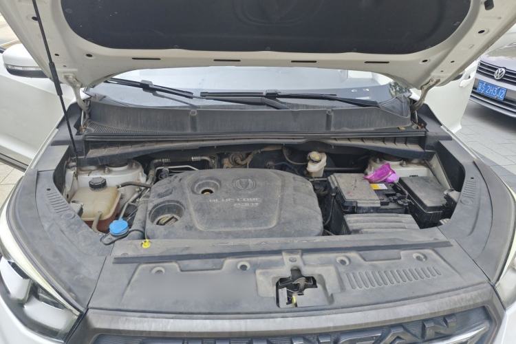 Used CHANGAN CS55 2018 1.5T Manual Colorful Model China V Standard Engine Bay