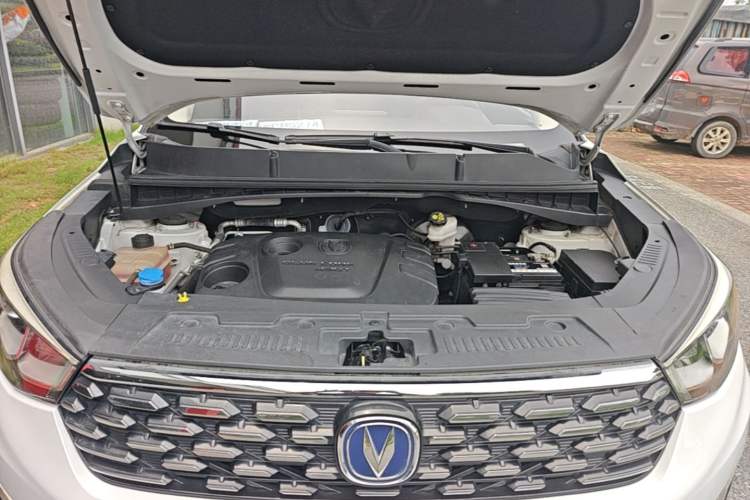 Used CHANGAN CS55 2018 1.5T Automatic Colorful Edition China V Standard Engine Bay