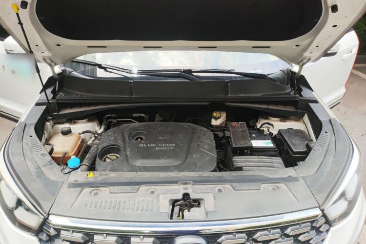 Used CHANGAN CS55 2018 1.5T Automatic Colorful Edition China V Standard Engine Bay