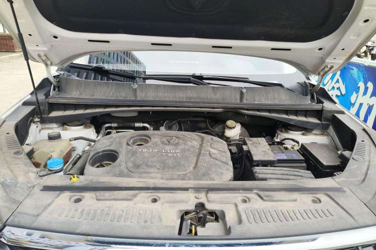 Used CHANGAN CS55 2018 1.5T Automatic Colorful Edition China V Standard Engine Bay