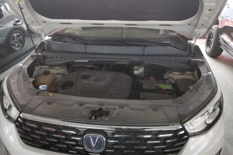 Used CHANGAN CS55 2018 1.5T Automatic Colorful Edition China V Standard Engine Bay