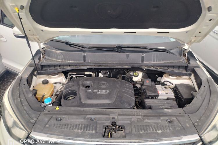 Used CHANGAN CS55 2018 1.5T Automatic Colorful Edition China V Standard Engine Bay
