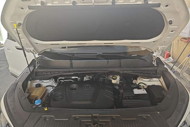 Used CHANGAN CS55 2018 1.5T Automatic Colorful Edition China V Standard Engine Bay