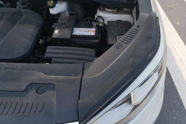 Used CHANGAN CS55 2018 1.5T Automatic Colorful Edition China V Standard Engine Bay Left