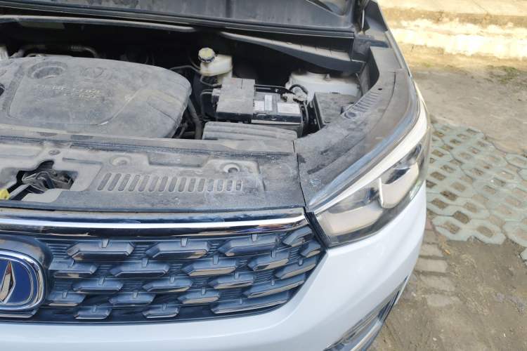 Used CHANGAN CS55 2018 1.5T Automatic Colorful Edition China V Standard Engine Bay Left