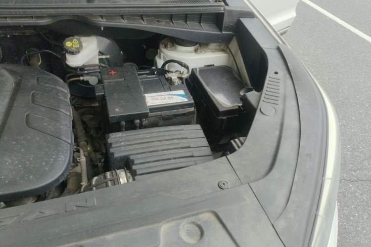 Used CHANGAN CS55 2018 1.5T Automatic Colorful Edition China V Standard Engine Bay Left