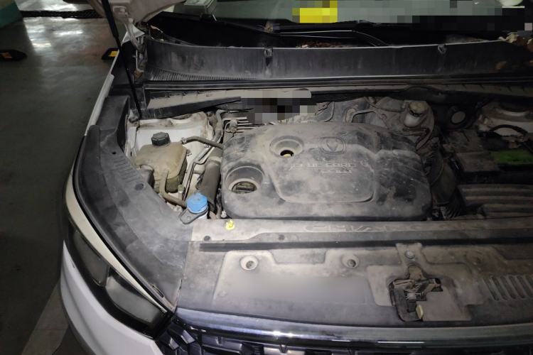 Used CHANGAN CS55 2018 1.5T Automatic Colorful Edition China V Standard Engine Bay Right