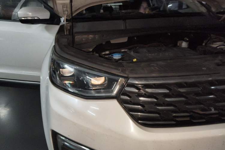 Used CHANGAN CS55 2018 1.5T Automatic Xuan Dong Model China V Standard Engine Bay Right
