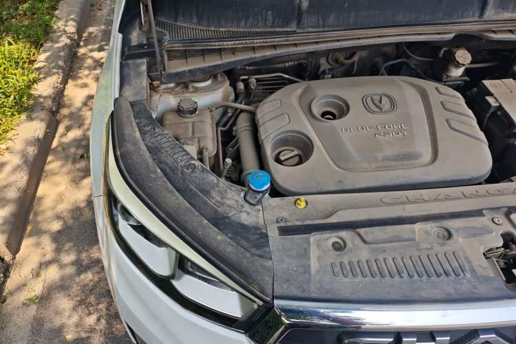 Used CHANGAN CS55 2018 1.5T Manual Xuan Dong Model China V Standard Engine Bay Right