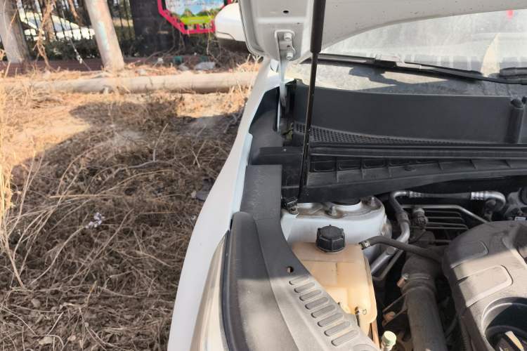 Used CHANGAN CS55 2018 1.5T Automatic Xuan Dong Model China V Standard Engine Bay Right