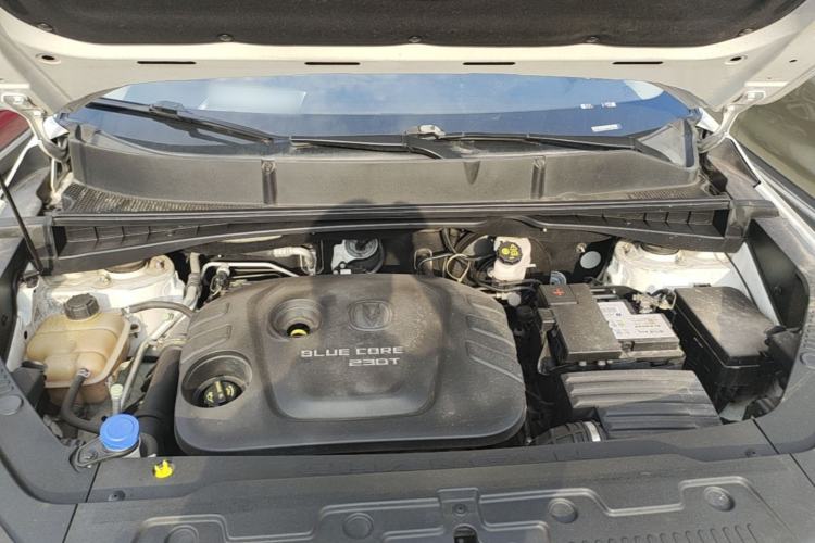 Used CHANGAN CS55 2018 1.5T Automatic Colorful Edition China V Standard Engine Bay