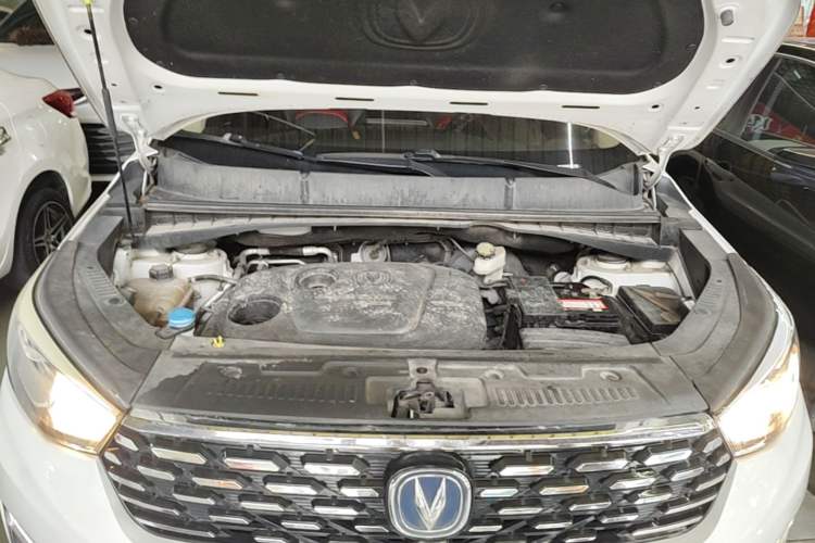 Used CHANGAN CS55 2018 1.5T Automatic Colorful Edition China V Standard Engine Bay